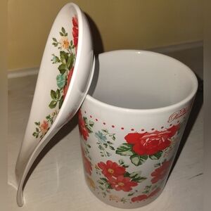Pioneer Woman 5.5" Crock Vintage Floral + Free Gift